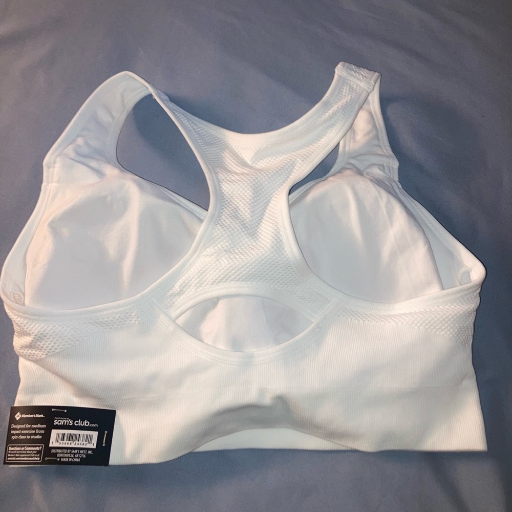 Seamless White Sports Bra - Picture 2 of 5